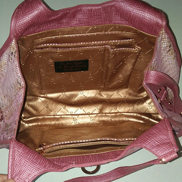 Purse - Picture 2 of 4